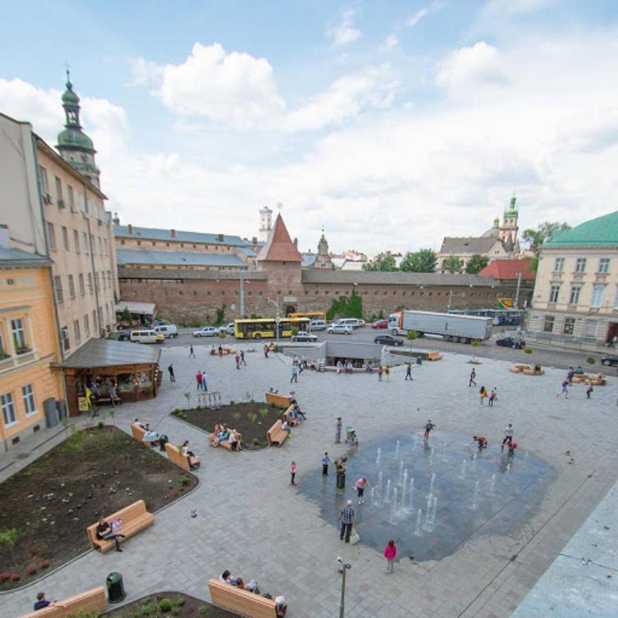 Апартаменти На Площі Митній В Центрі Львова ภายนอก รูปภาพ